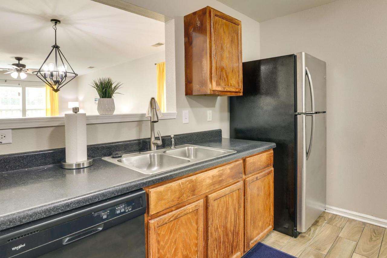 Charming North Charleston Townhome - Pets Welcome! ภายนอก รูปภาพ