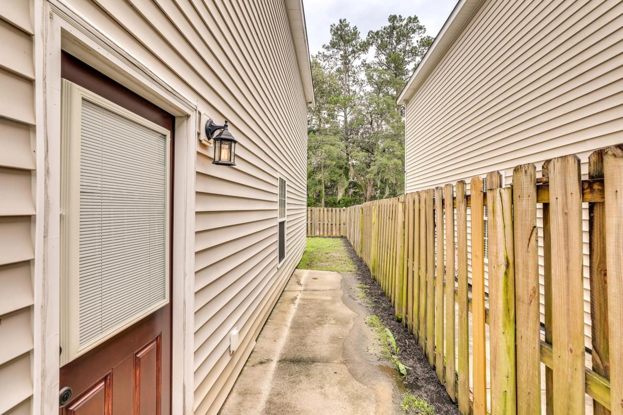 Charming North Charleston Townhome - Pets Welcome! ภายนอก รูปภาพ